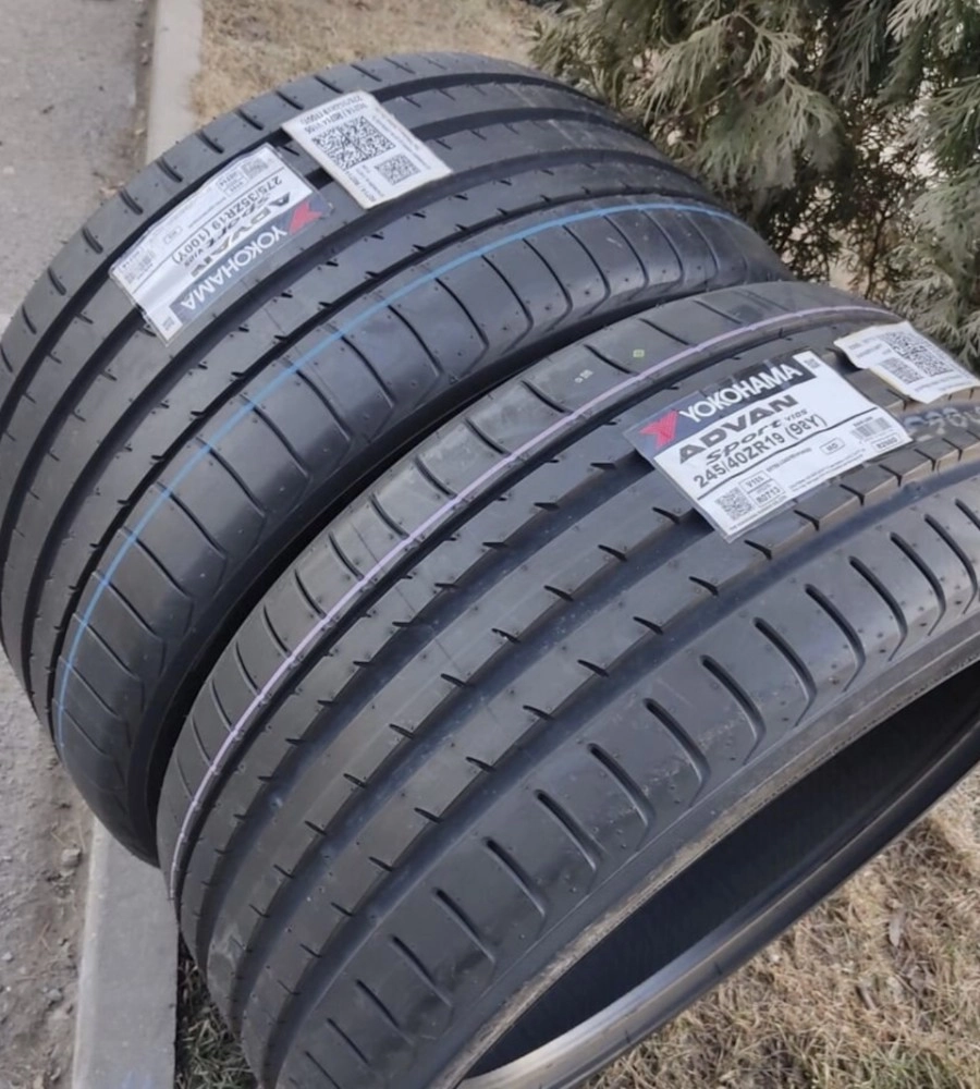 YOKOHAMA ADVAN SPORT V105 245/50R18