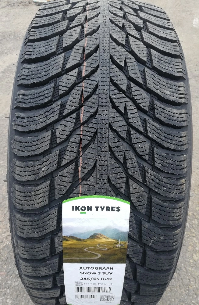 IKON AUTOGRAPH SNOW 3 SUV 275/40R20