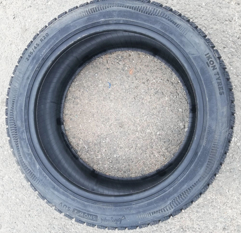 IKON AUTOGRAPH SNOW 3 SUV 275/40R20