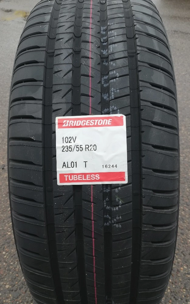BRIDGESTONE ALENZA 001 245/55R19