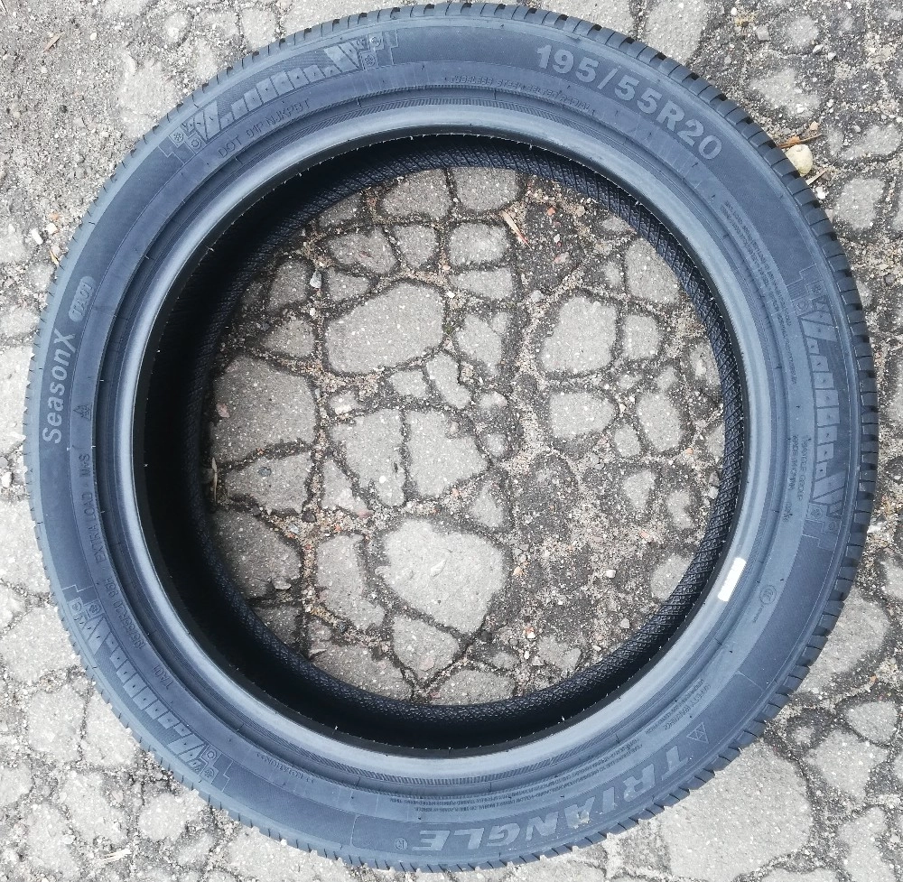 TRIANGLE SEASONX TA01 235/50R18