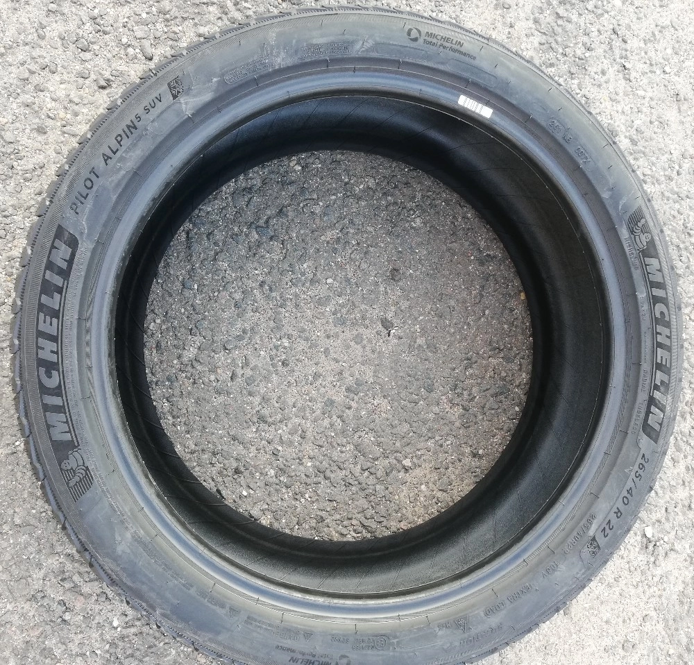 MICHELIN PILOT ALPIN 5 SUV 265/40R22