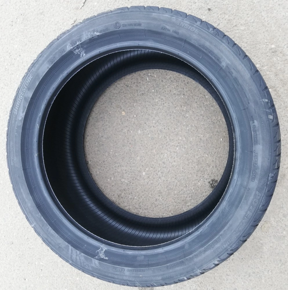 BRIDGESTONE POTENZA SPORT 305/30R20