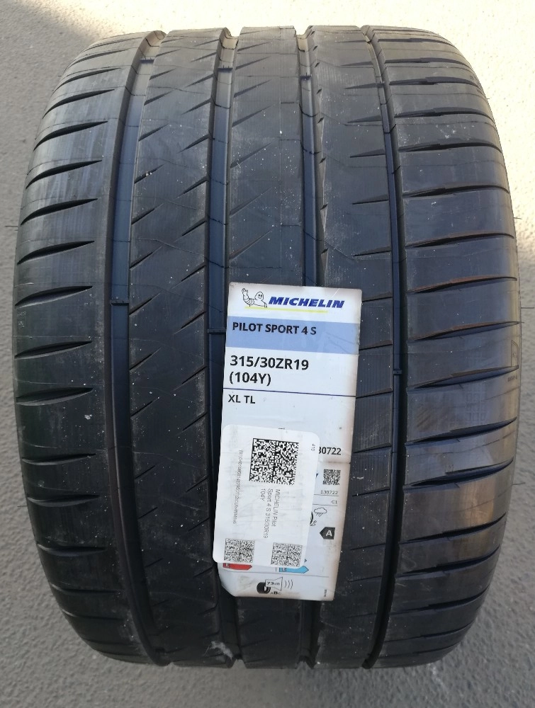 MICHELIN PILOT SPORT 4 S 315/30R19
