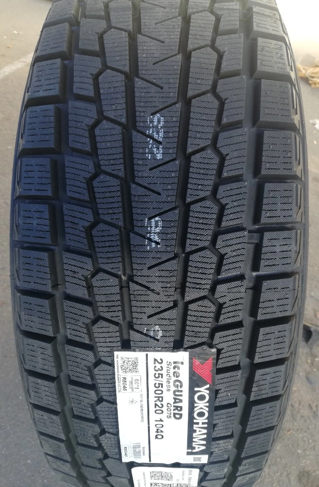 YOKOHAMA ICE GUARD SUV G075 315/30R22