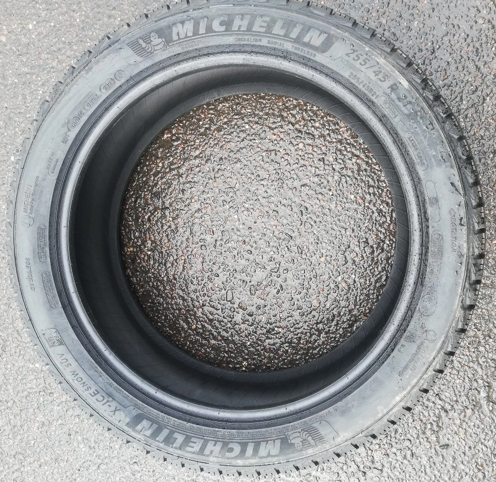 MICHELIN X-ICE SNOW SUV 285/35R22