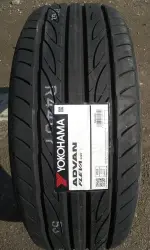 YOKOHAMA ADVAN SPORT V107 245/40R20 — ракурс 1